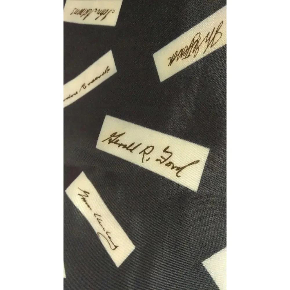 Vintage Scarf USA PRESIDENTS SIGNATURES Americana JULY 4TH Blue Scarf Acetate